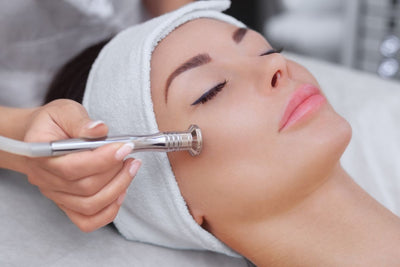 Diamond Glow Facial Cost & What to Expect